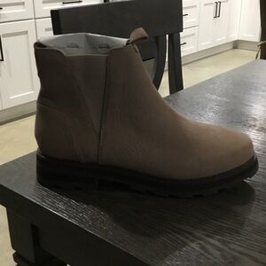 Sperry Tan Ankle Boots